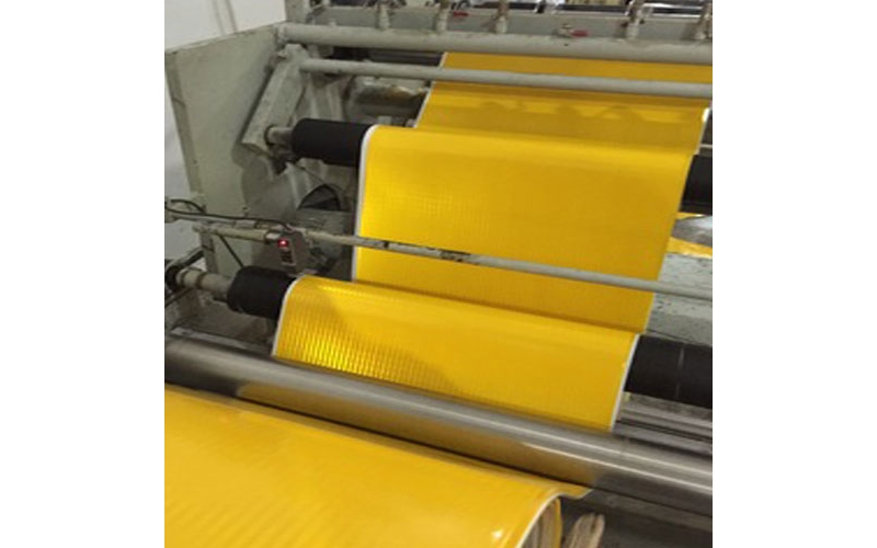 電磁加熱模壓輥在反光材料模壓生產(chǎn)的應用